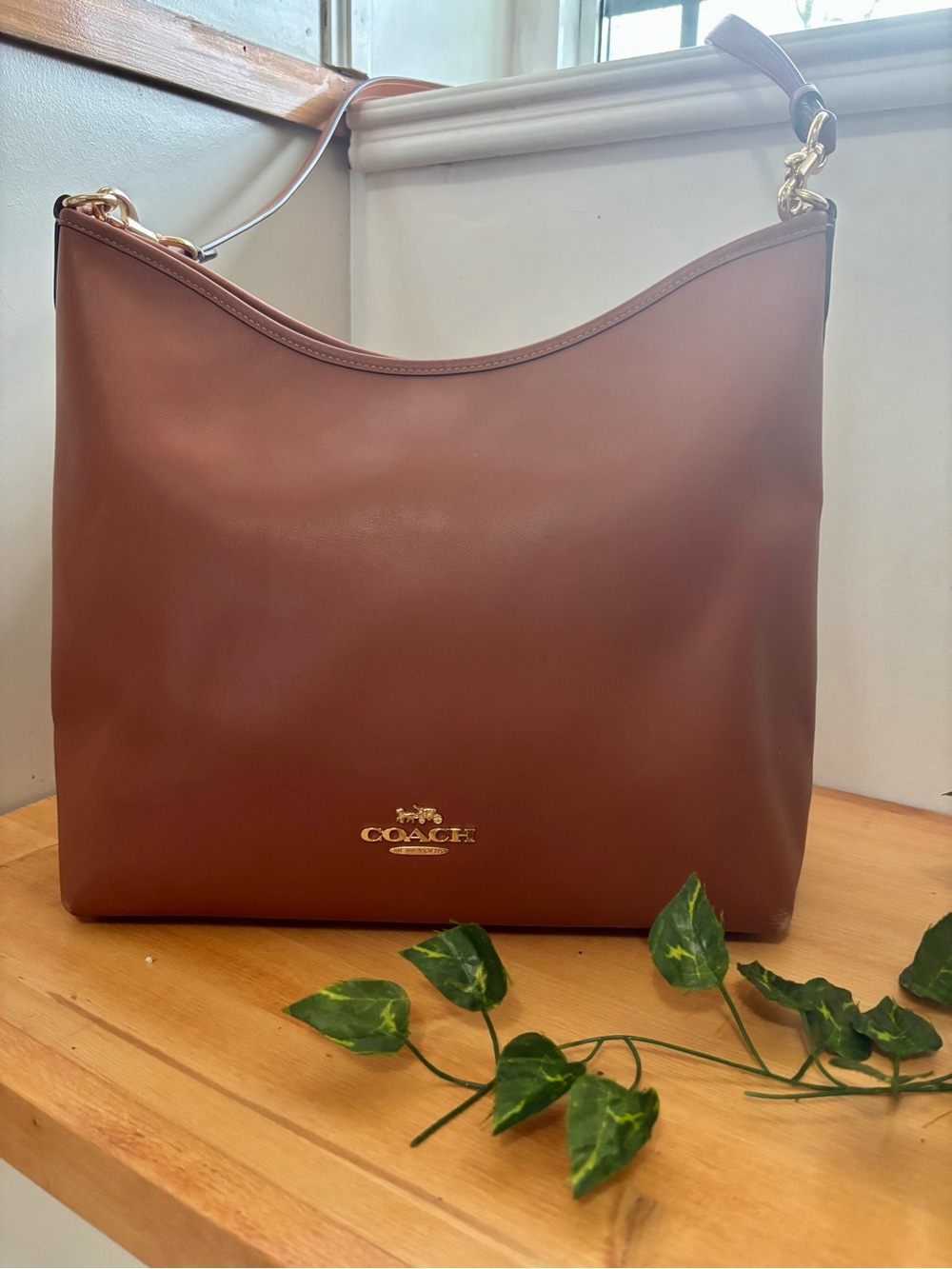 Coach Large Laurel Shoulder bag